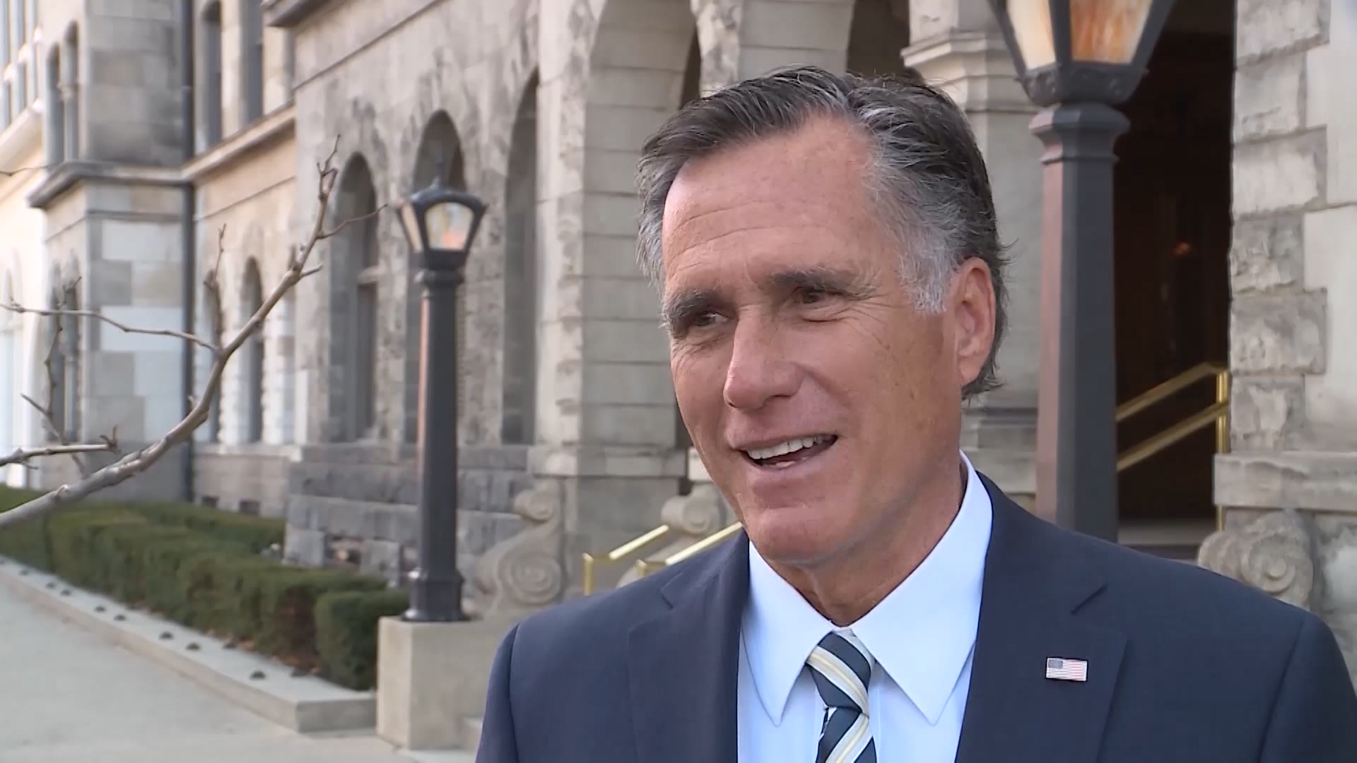 Mitt Romney says talks with President Monson didn't involve politics