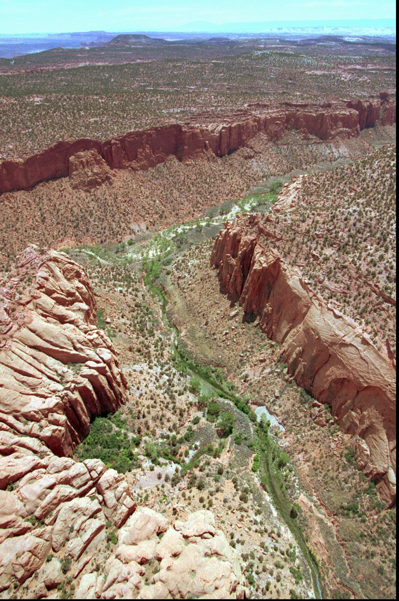 Lands stripped from Utah monuments open to claims, leases