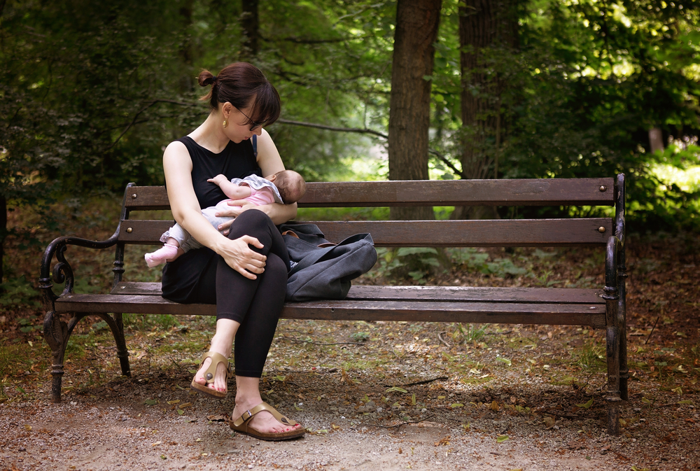 Committee OKs bill asserting right to breastfeed in public