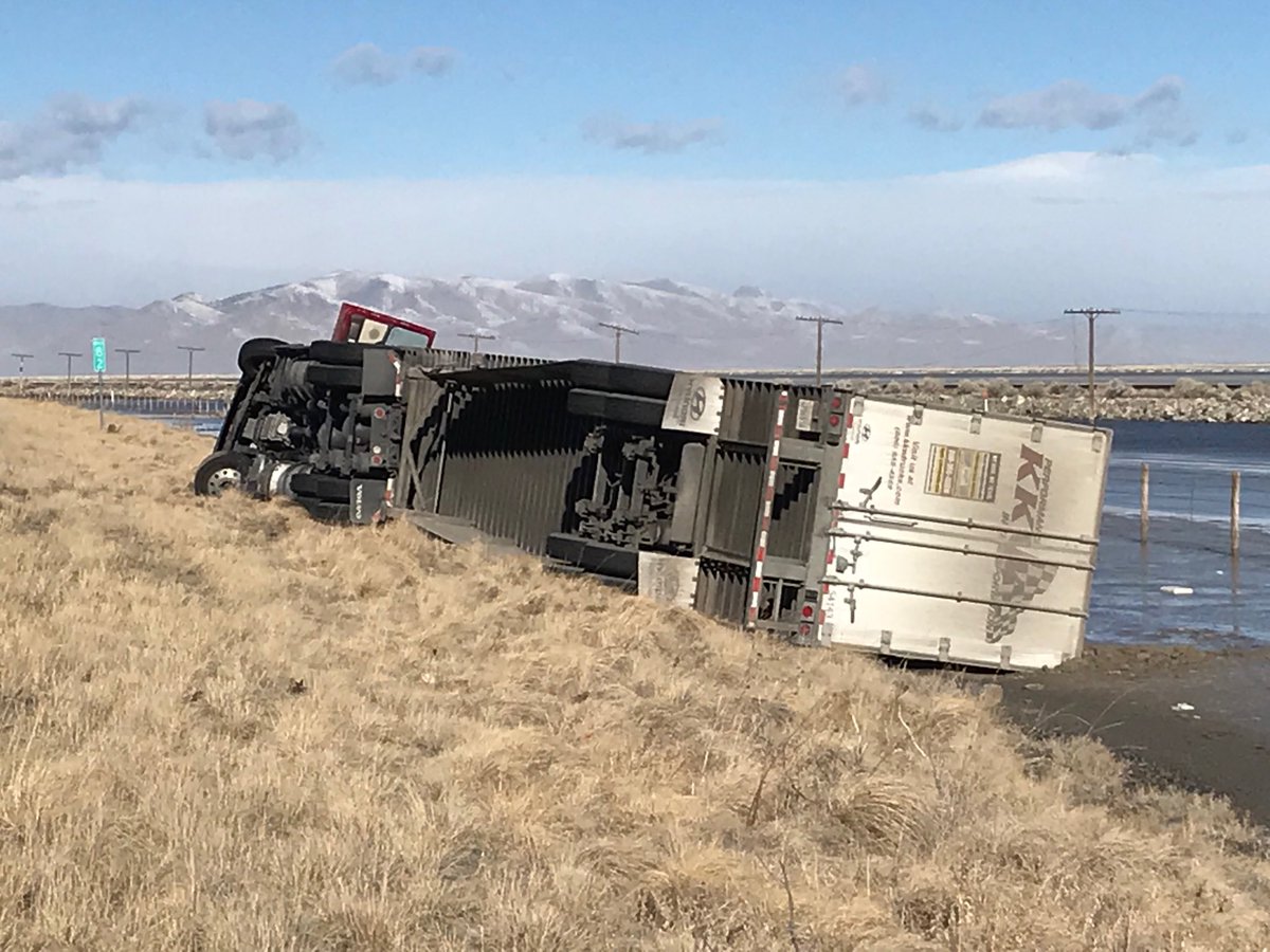 Strong winds blow 4 semitrucks over on I-80 near Tooele