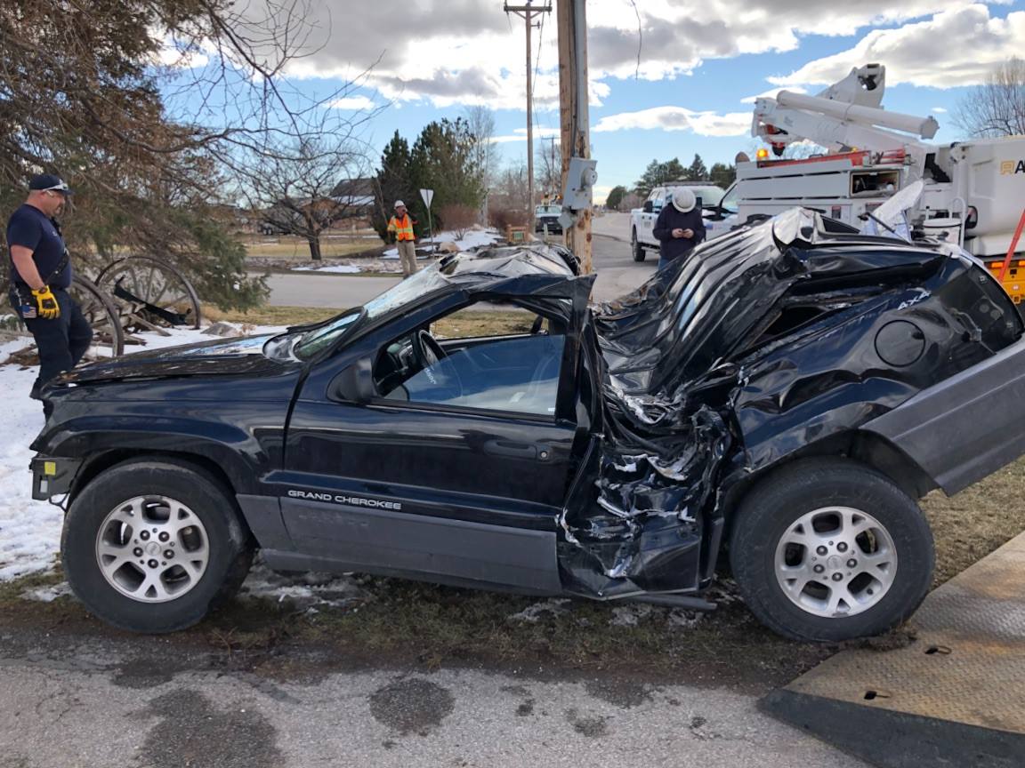 Teens 'very lucky' to walk away after SUV strikes power pole