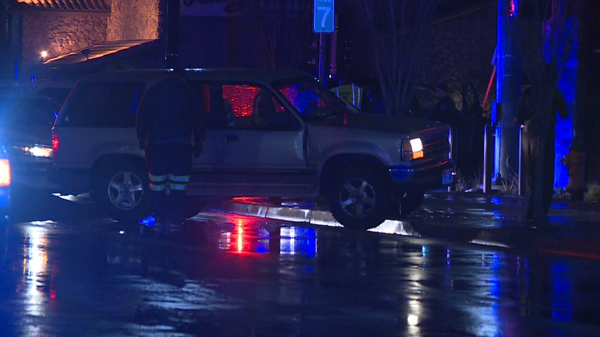 Police: Man arrested after ramming police car, threatening officers in West Valley City
