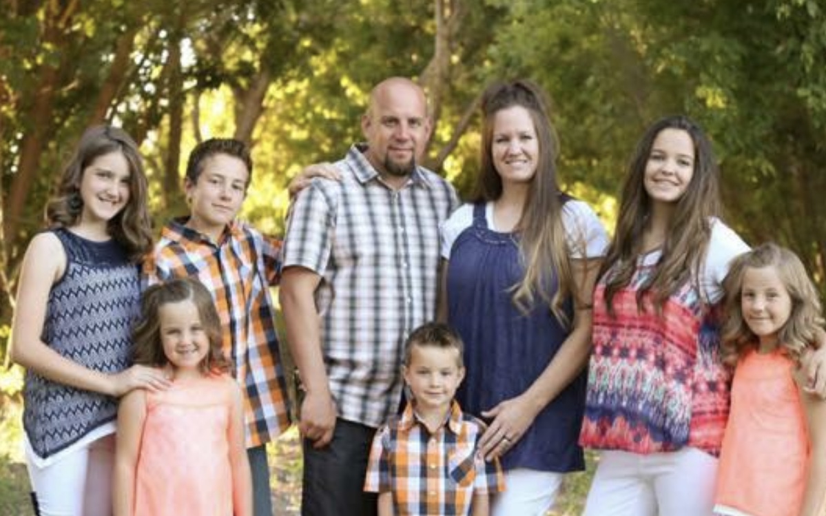 Utah father of 6 dies from injuries in dirt bike crash