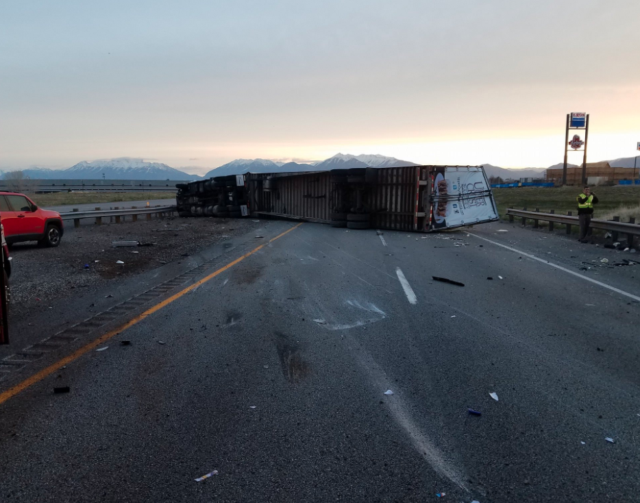 1 lane reopened on northbound I-15 near Payson after crash