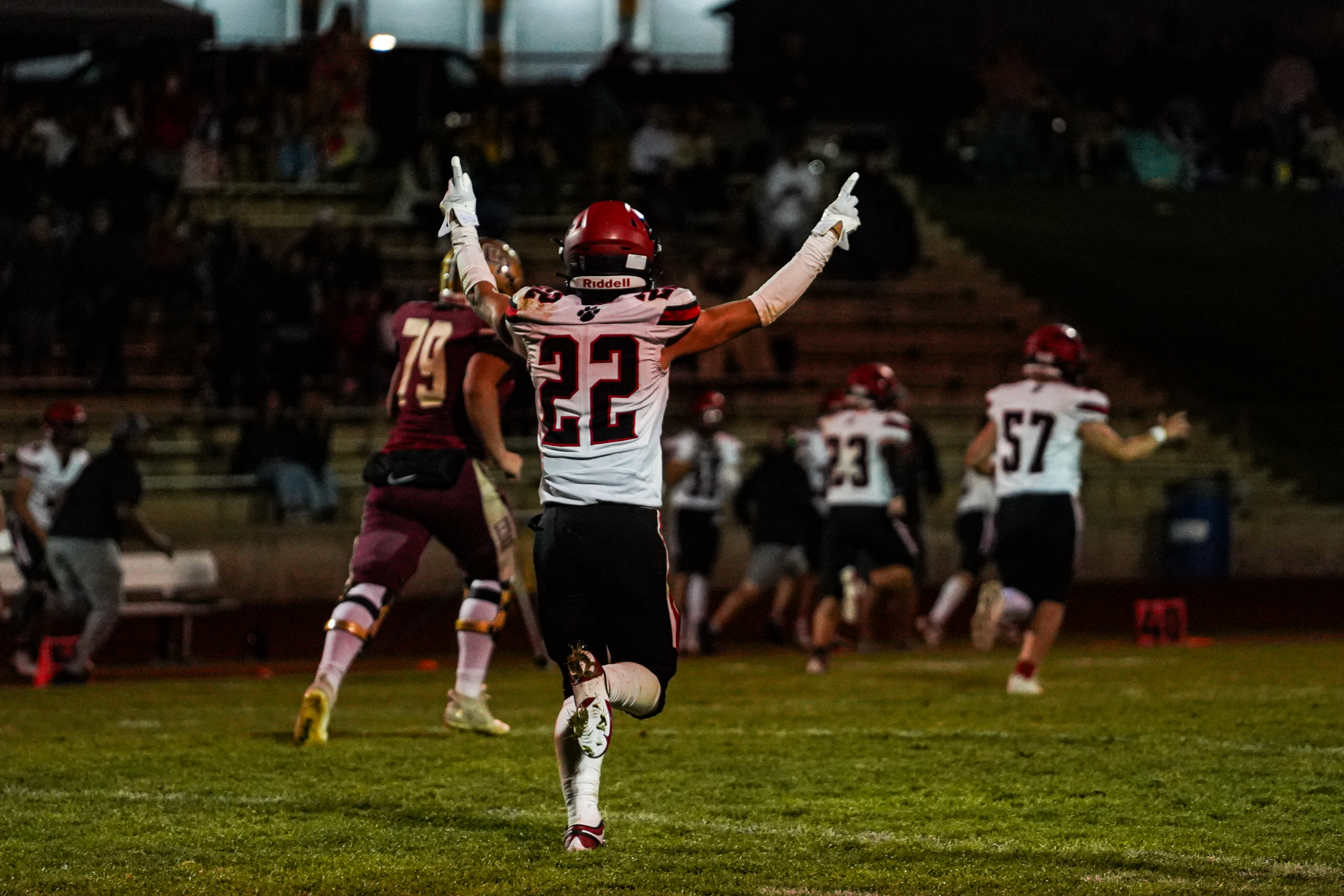 Late score clinches Cedar's 28-21 win over Hurricane