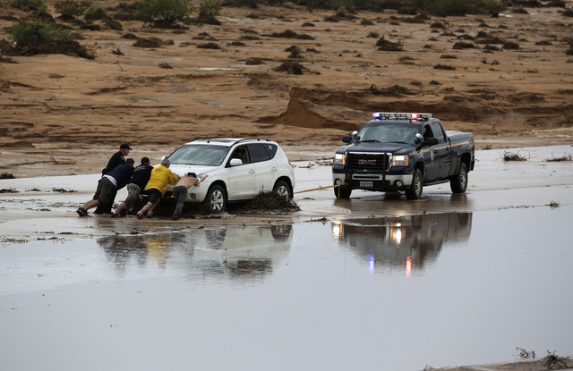 Heavy rain and flooding in Phoenix, highways closed | Page 2 | VW ...