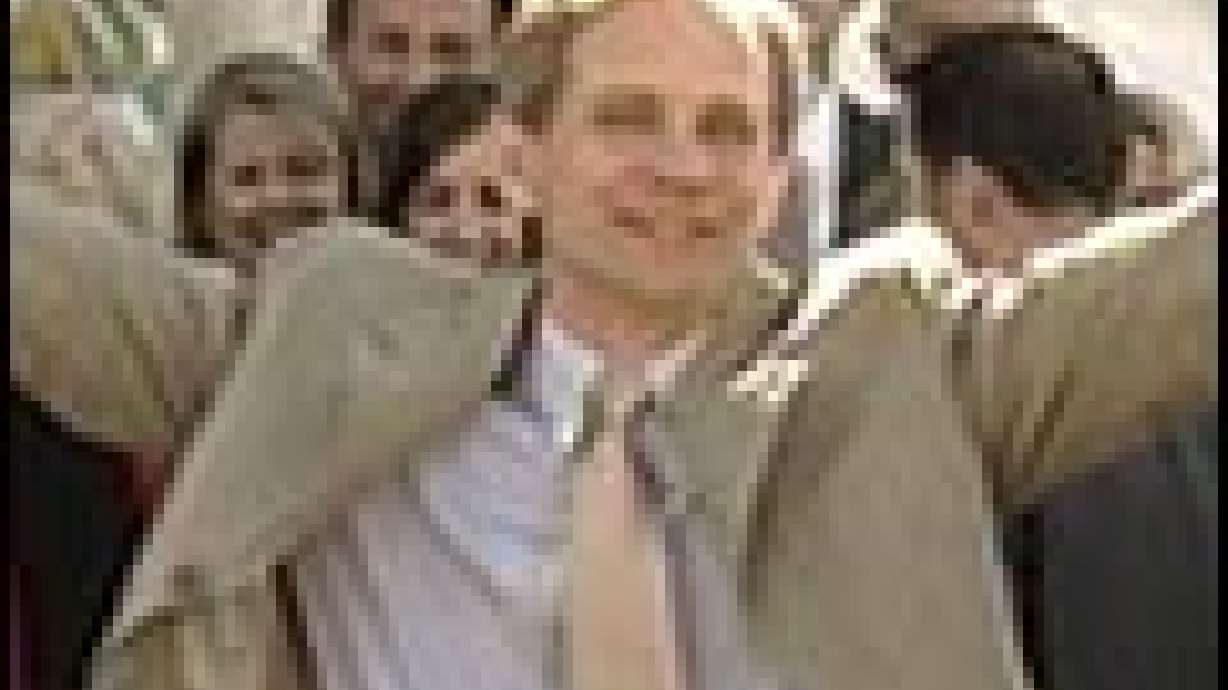 Tabloid Retracts Smart Story