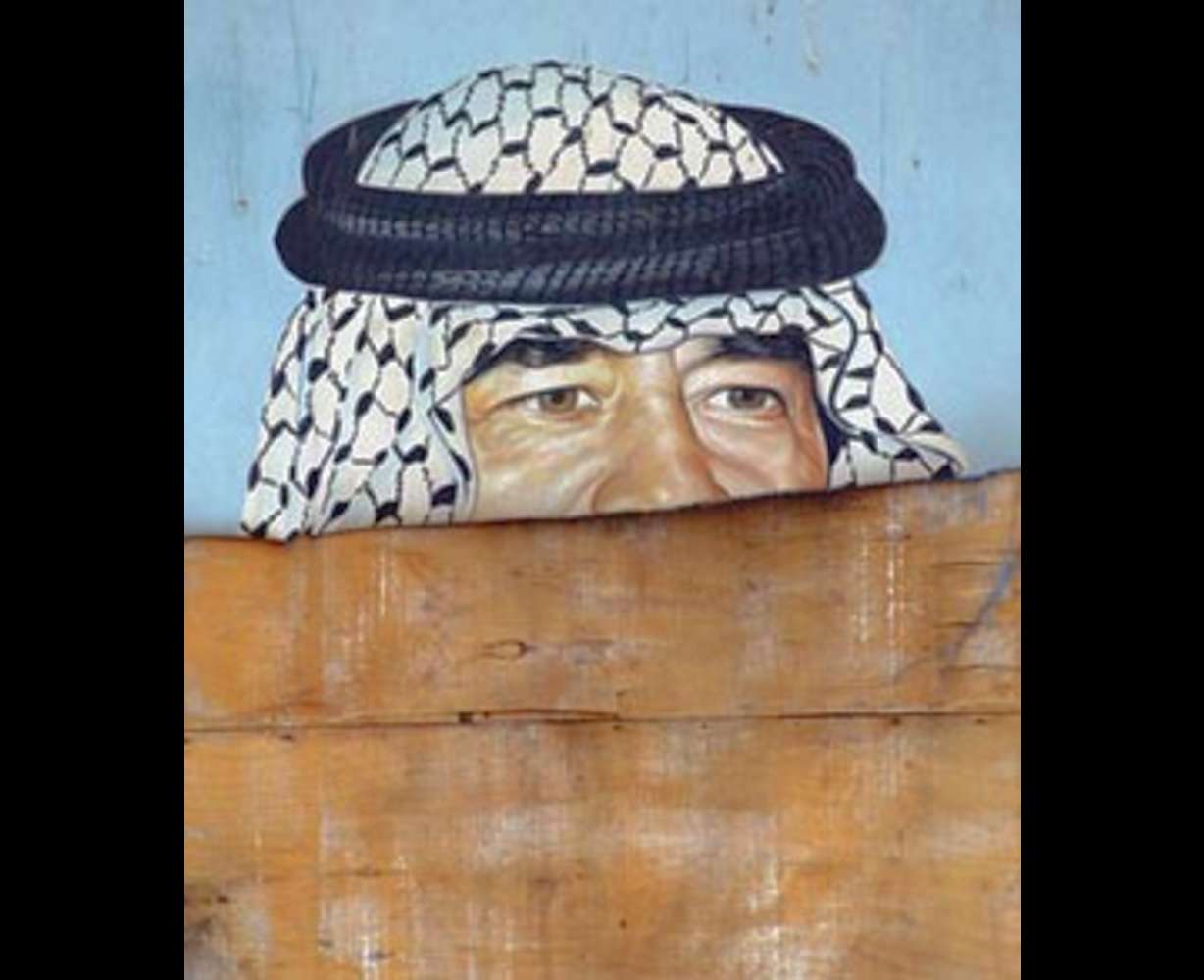 Iraqi Villagers Greet U.S. Soldiers