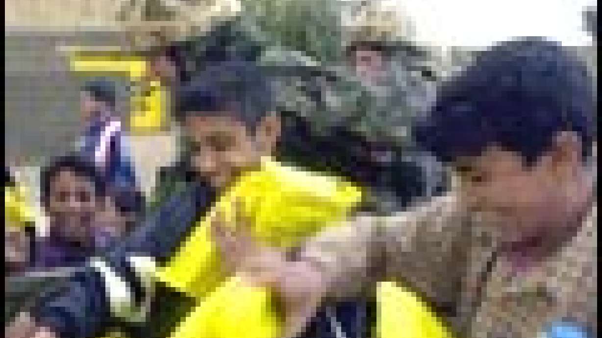 Allies Say Iraqis Warm to Their Presence