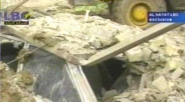 American Forces Tighten Grip on Baghdad