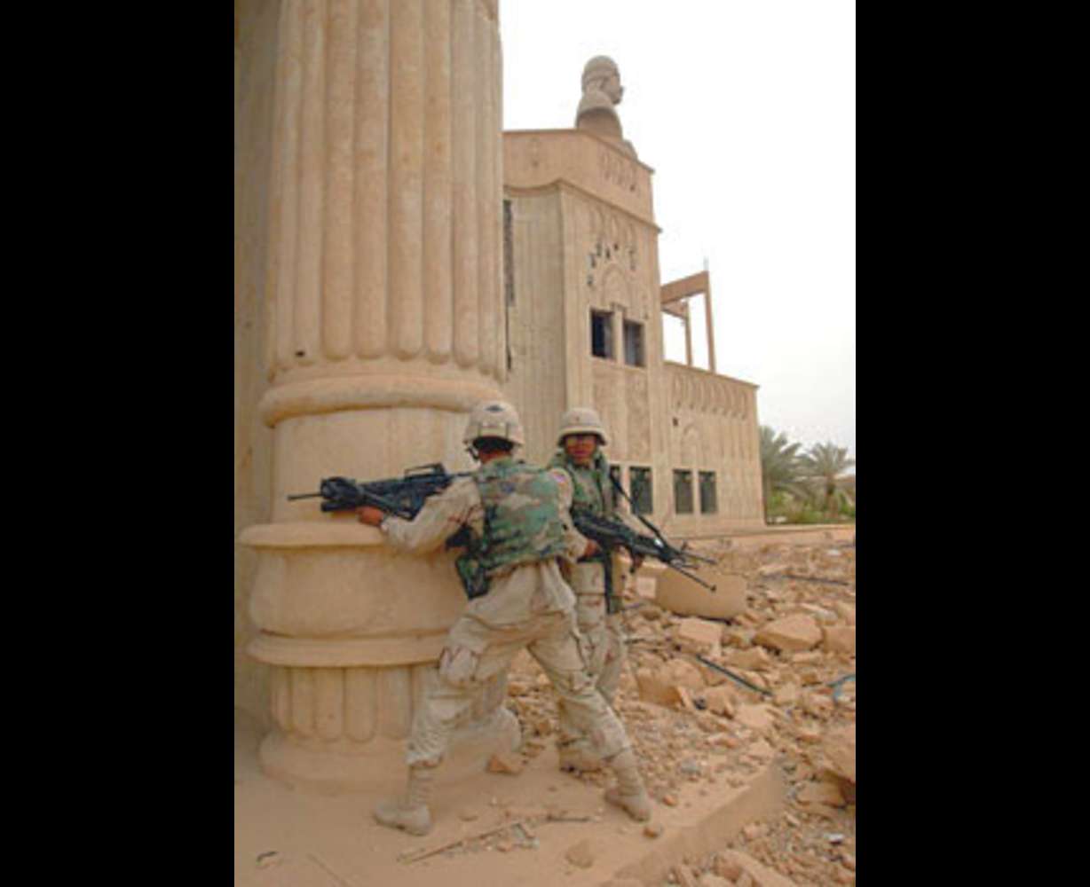 U.S. Battles Remnants of Iraq Army for Control of Baghdad