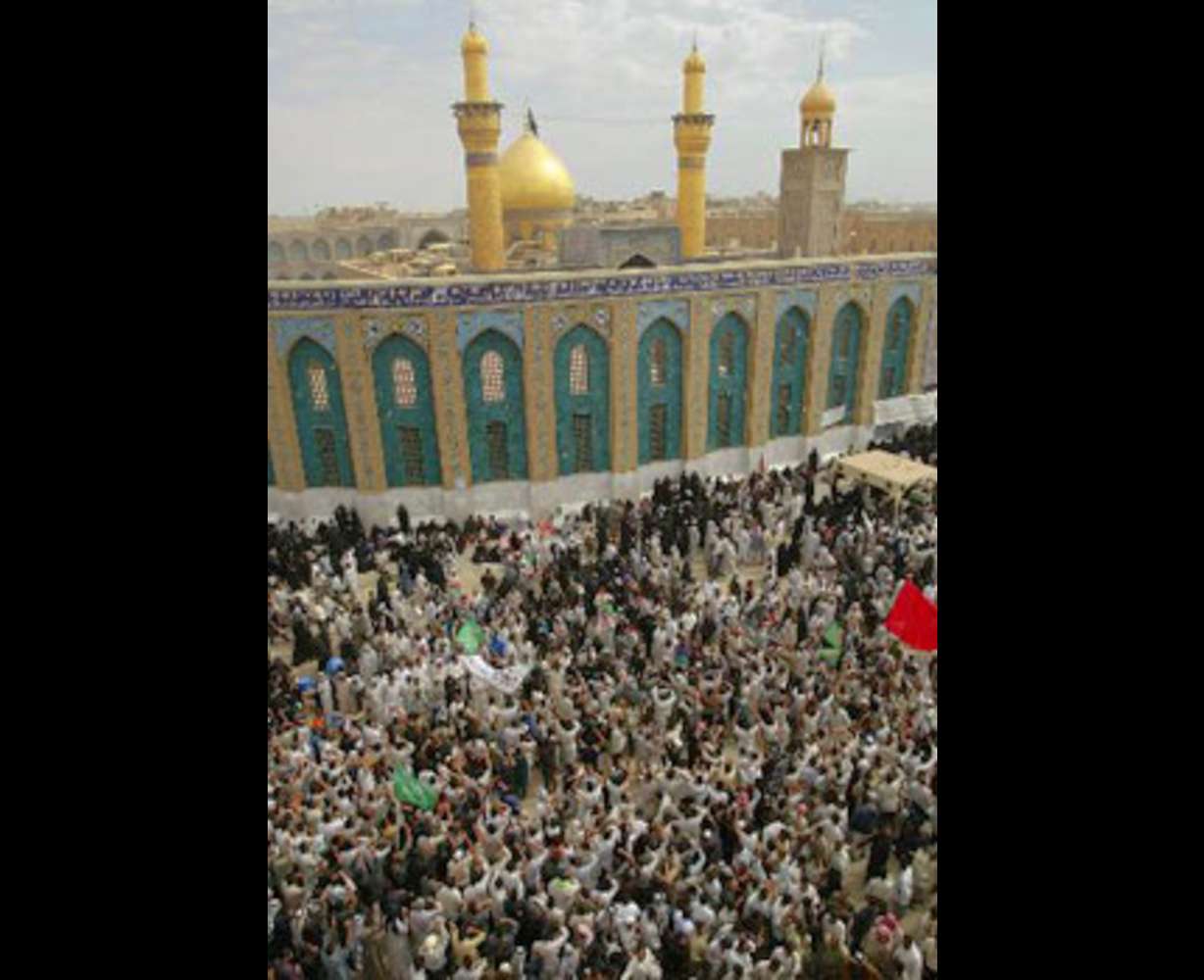 Saddam's Lieutenant Captured; Pilgrimage Underway