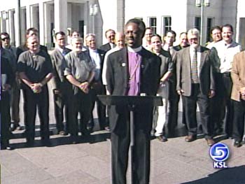 Evangelical Ministers Rally in Support of LDS Community