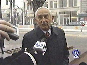 Joklik Testifies in Bribery Trial