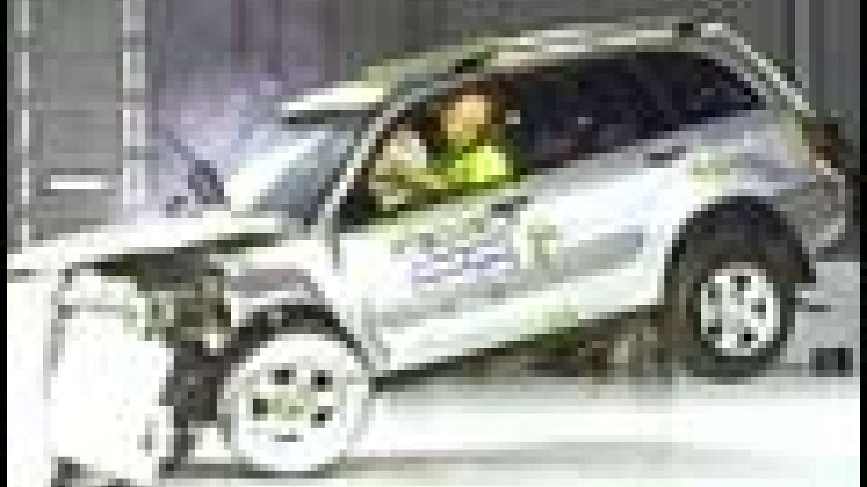 2004 Toyota RAV4 Get Highest Crash Test Rating