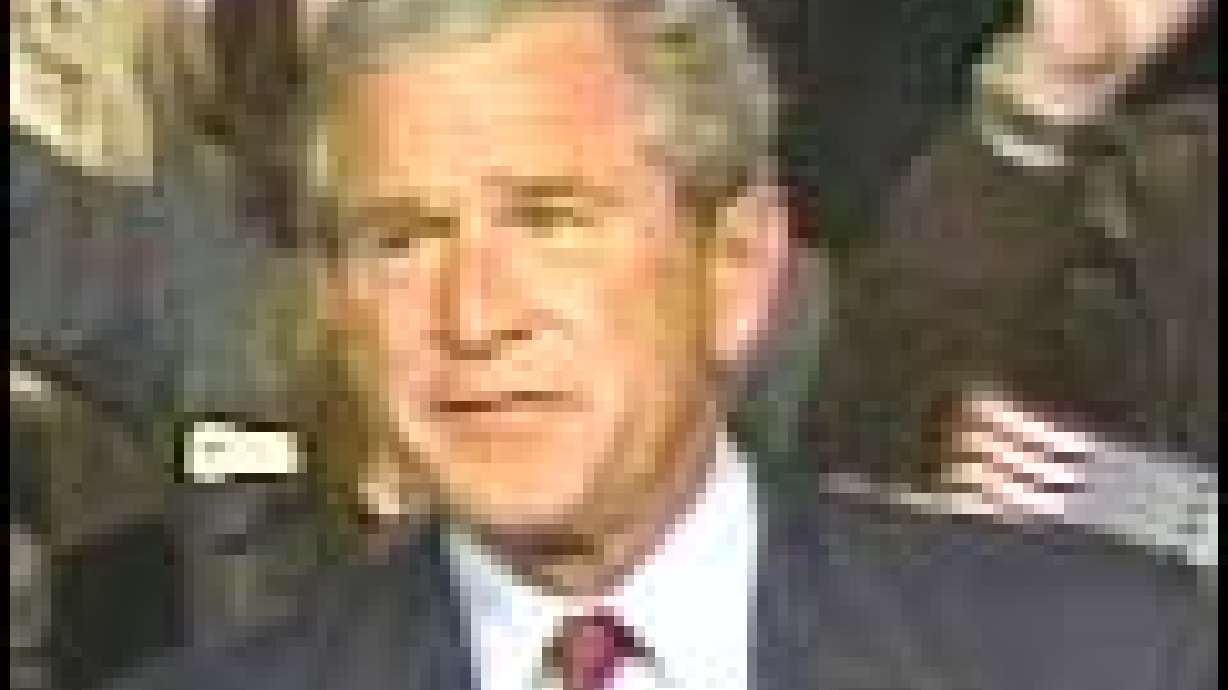 Bush Says U.S. Mourns Victims of Asian Disaster