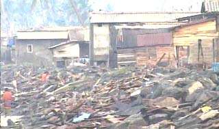 Asia Tidal Waves Death Toll Tops 22,000