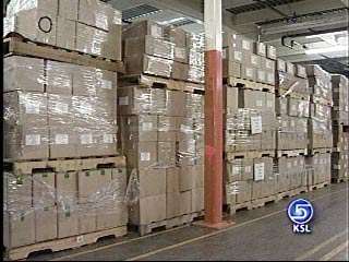 Truckloads of Aid Leave Utah