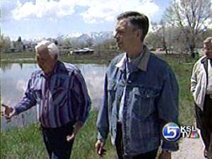 Governor, Staff Members Travel to Flood-Troubled Areas