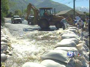 Threat of Flooding Rises With Temperatures