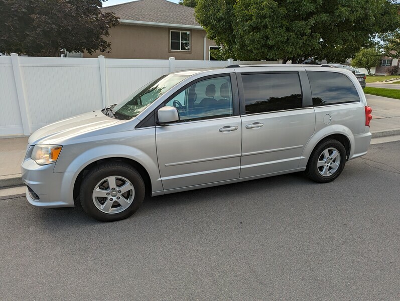 2011 Dodge Grand Caravan Crew $5,250 in Clearfield, UT | KSL Cars