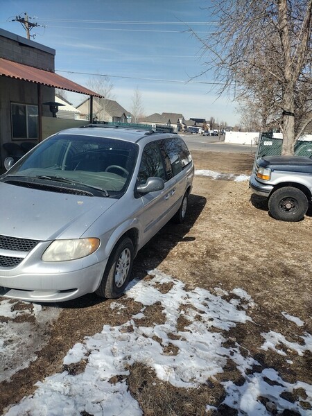 2001 Dodge Grand Caravan Sport $1,000 in Syracuse, UT | KSL Cars