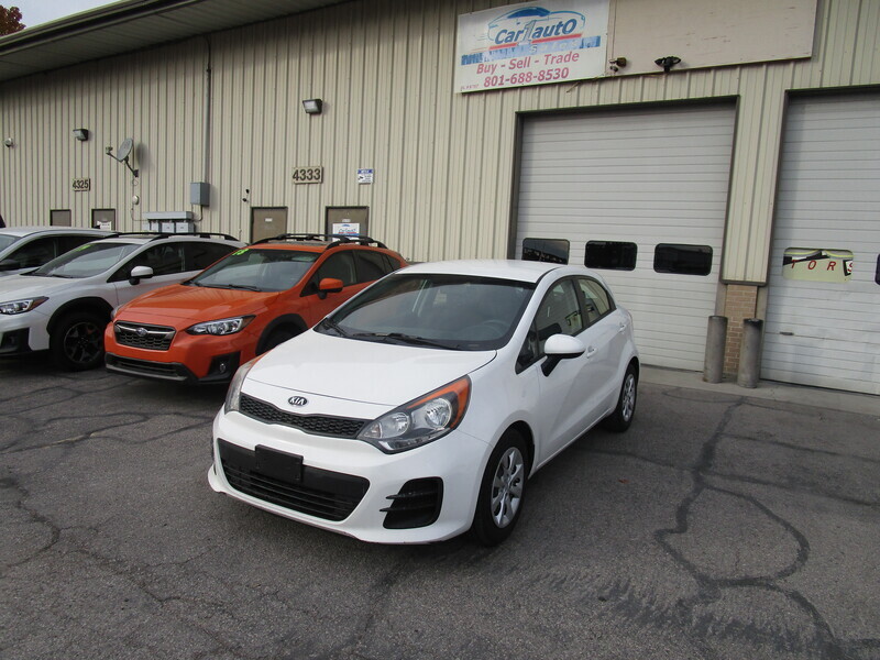 2016 Kia Rio 5-Door LX