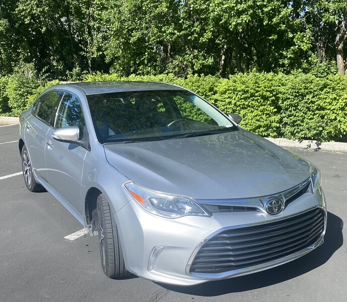 2018 Toyota Avalon XLE