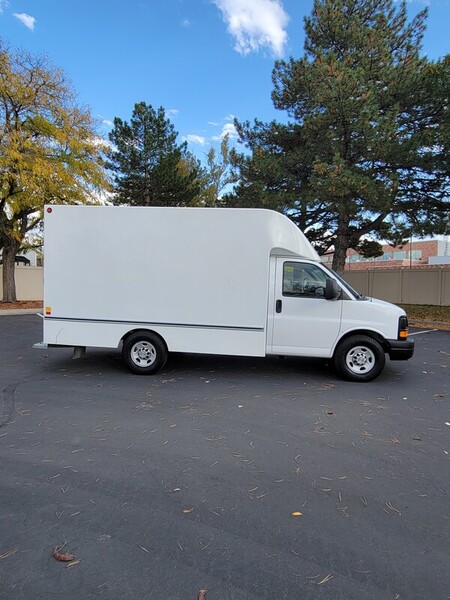 2011 CHEVROLET EXPRESS 3500