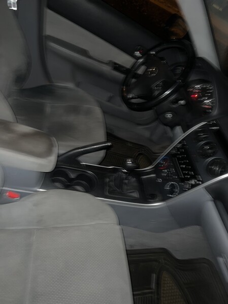 Main image 7
