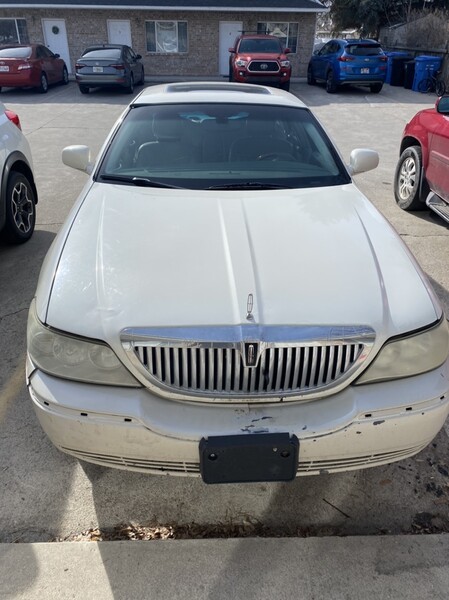 2004 Lincoln Town Car $999 in Logan, UT | KSL Cars