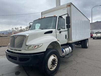 2018 International DuraStar 4300