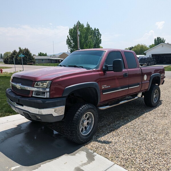 2004 Chevrolet Silverado 2500hd $13,000 In Fielding, Ut 