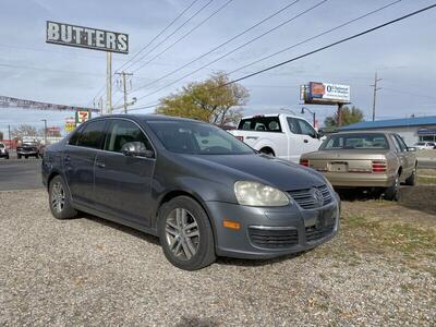 2005 VOLKSWAGEN JETTA 2.5