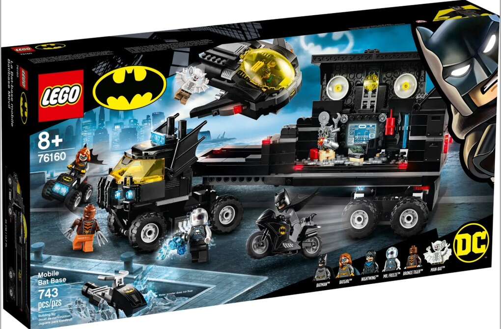 LEGO Batman Mobile Bat Base 76160 - NEW
