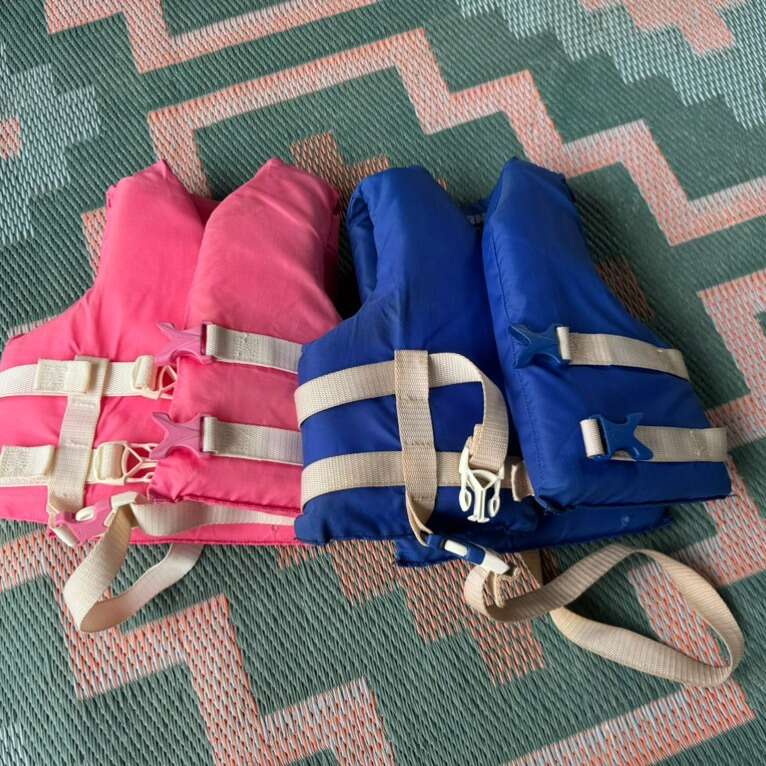 2x Child’s Life Vests Jackets Blue Pink