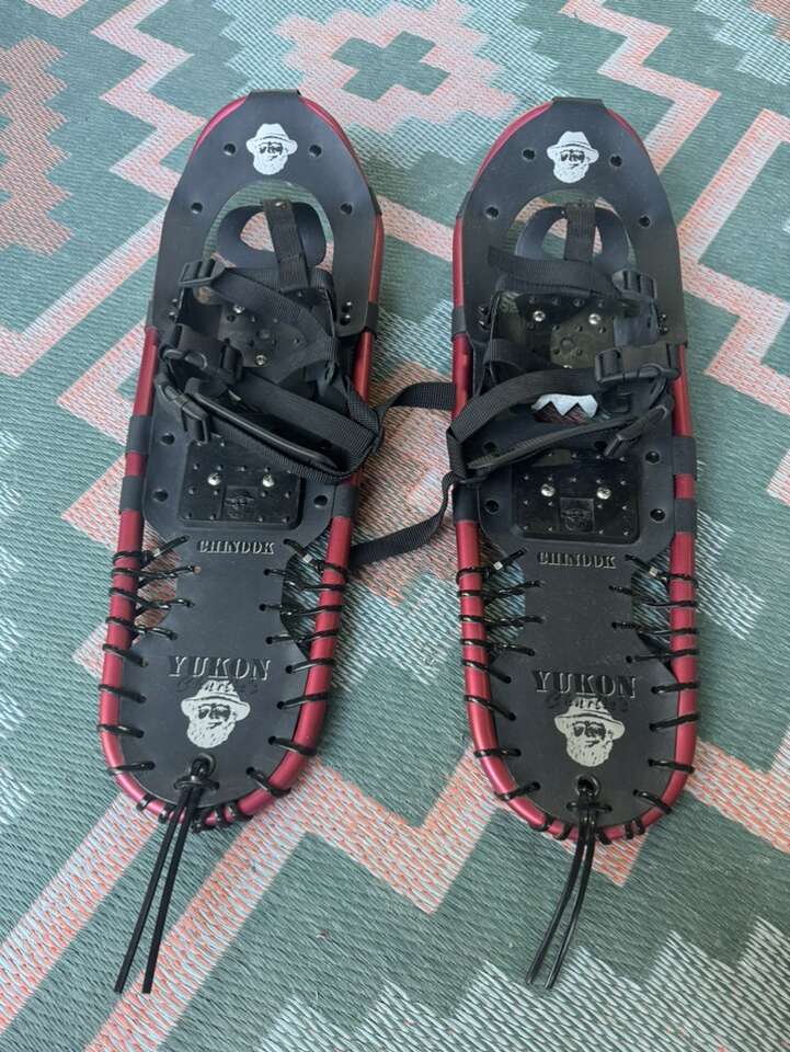 Yukon Charlies Chinook Snowshoes Winter System