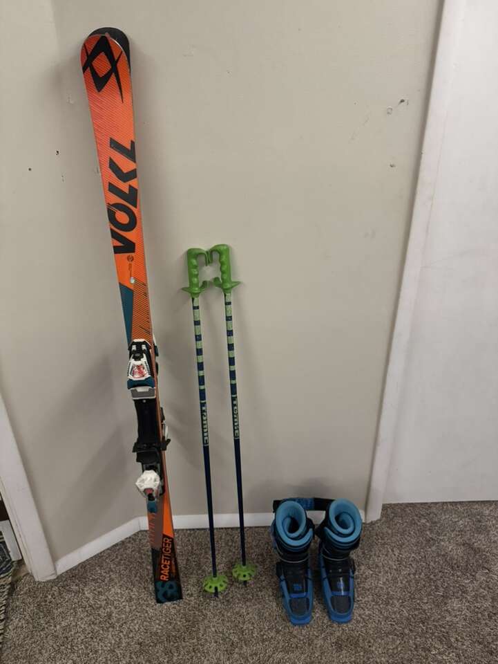 Volkl RaceTiger World Cup Speedwall Full Ski Set