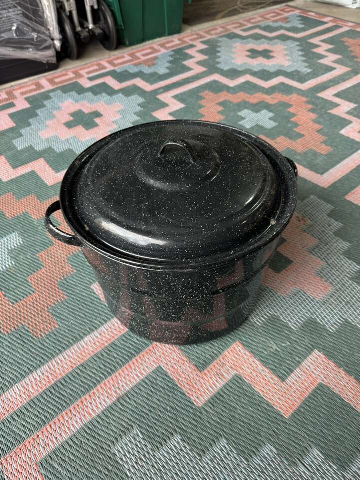 Vintage Style Multi Use Speckle Granite Ware Pot