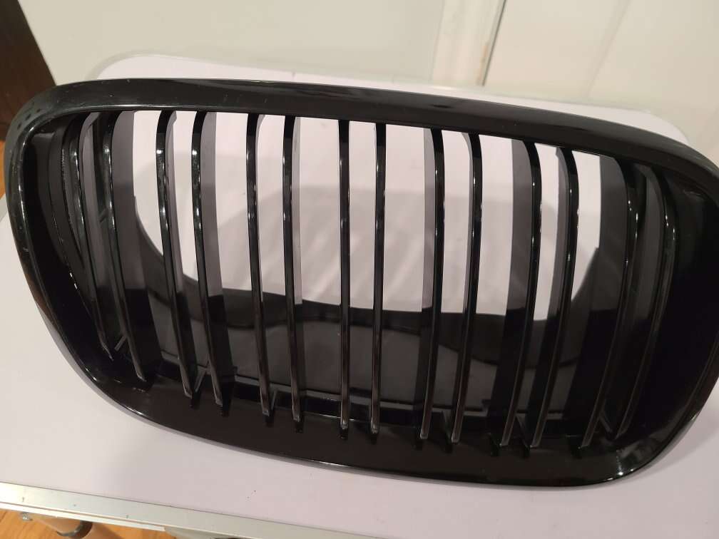 BMW X5/X6 OEM kidney RH grille fit 2007 to 2012