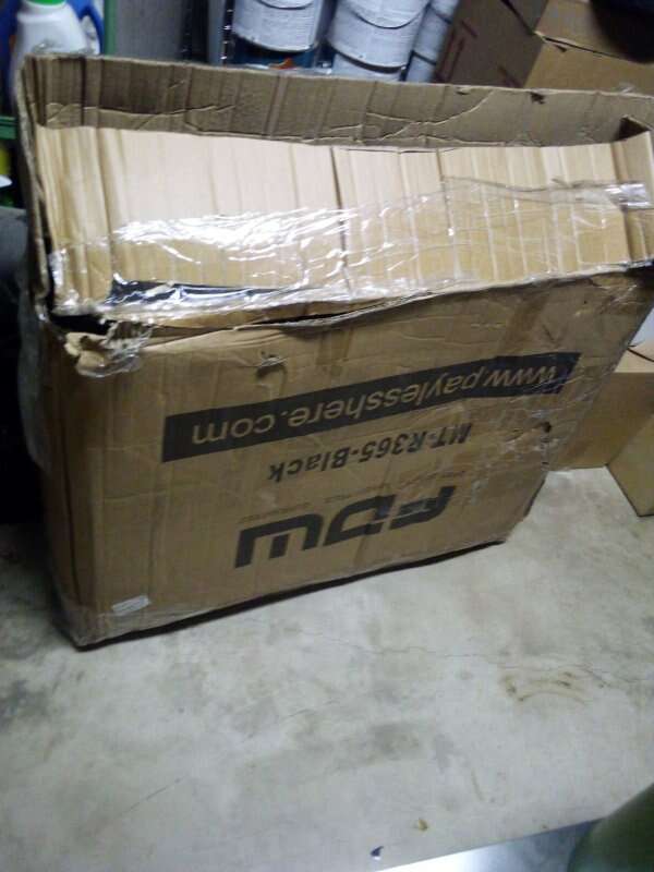 2 brand new massage tables General