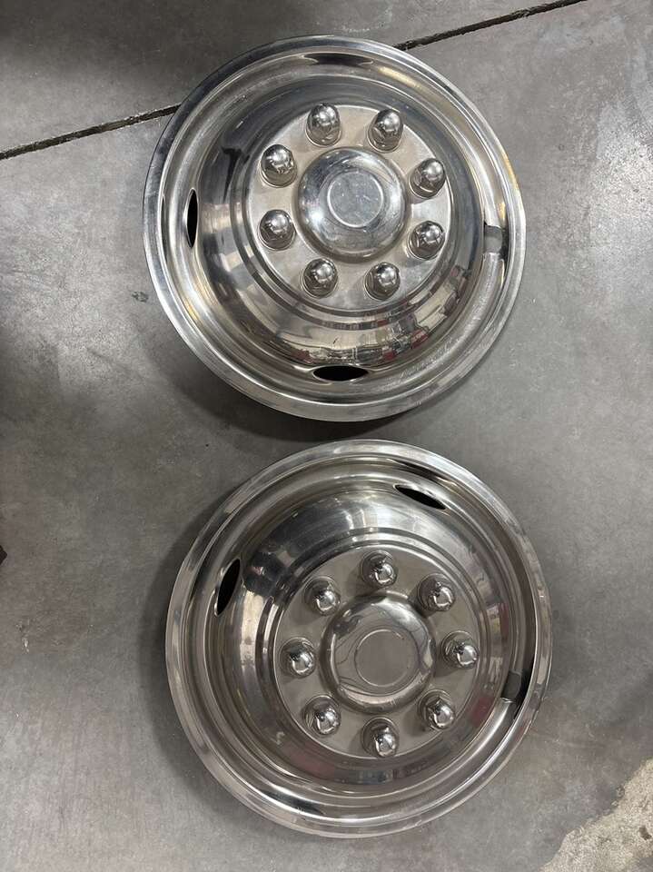 Pair Of 15 Hub Caps 8 Lug