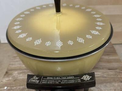 Vintage Oster Brown And Simmer Super Pot