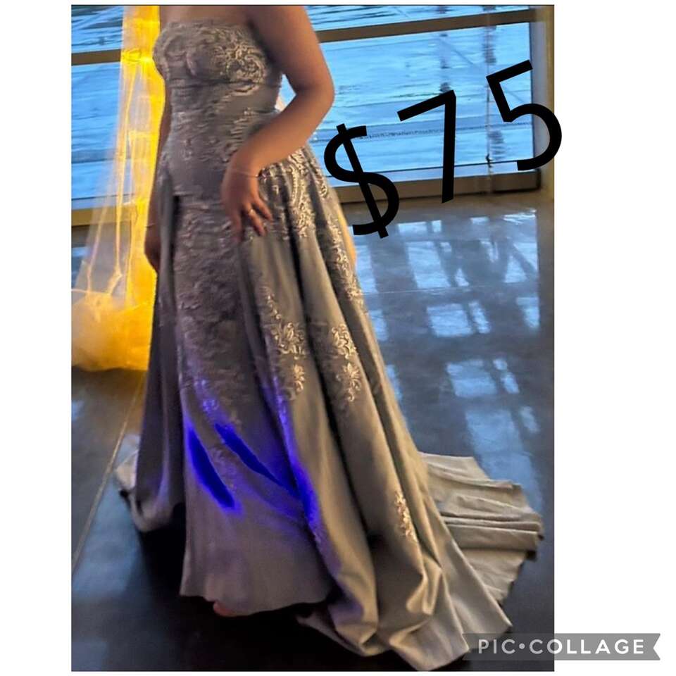 Dresses. I have sizes (8/5/M/4/6