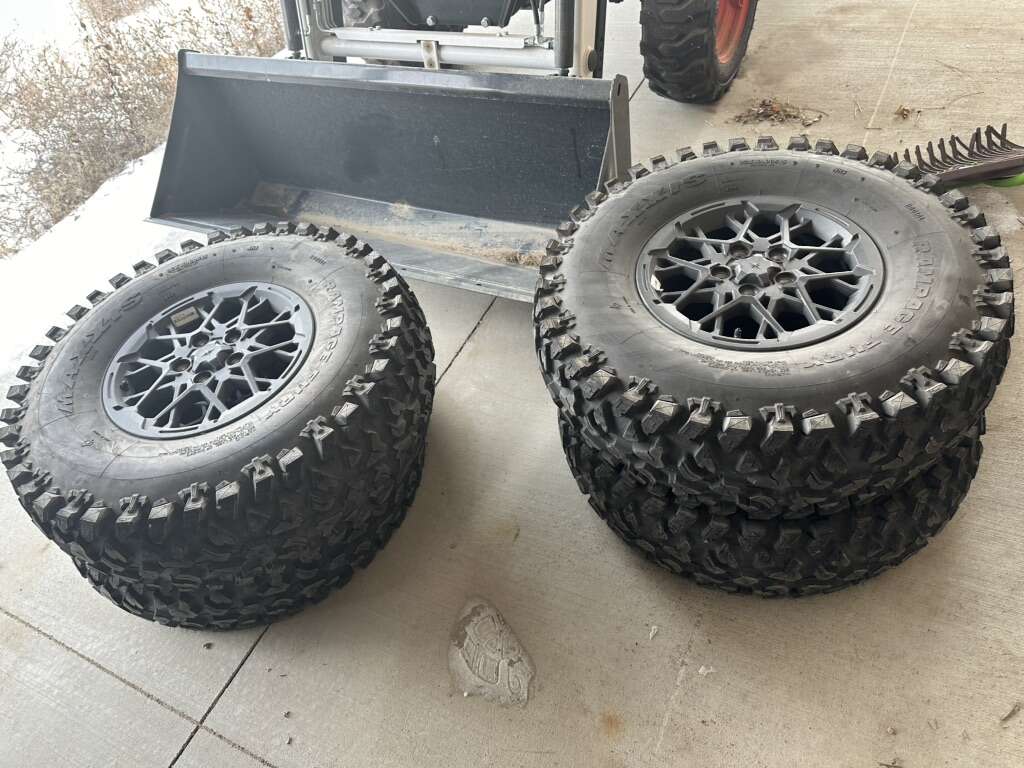 Rzr Pro R Wheels Tires Recreational Vehicles