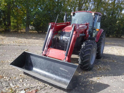 Case IH Farmall 120C Tractor with L630 Loader