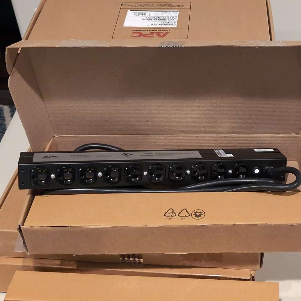 APC 20amp 5 outlet mountable power strip