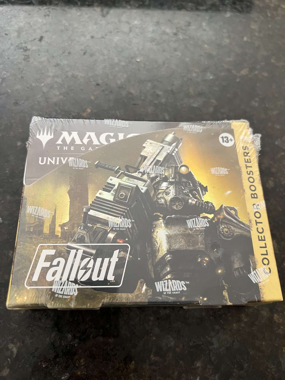 MTG Magic The Gathering - Fallout - Universes Beyond - Collector Booster Display Box