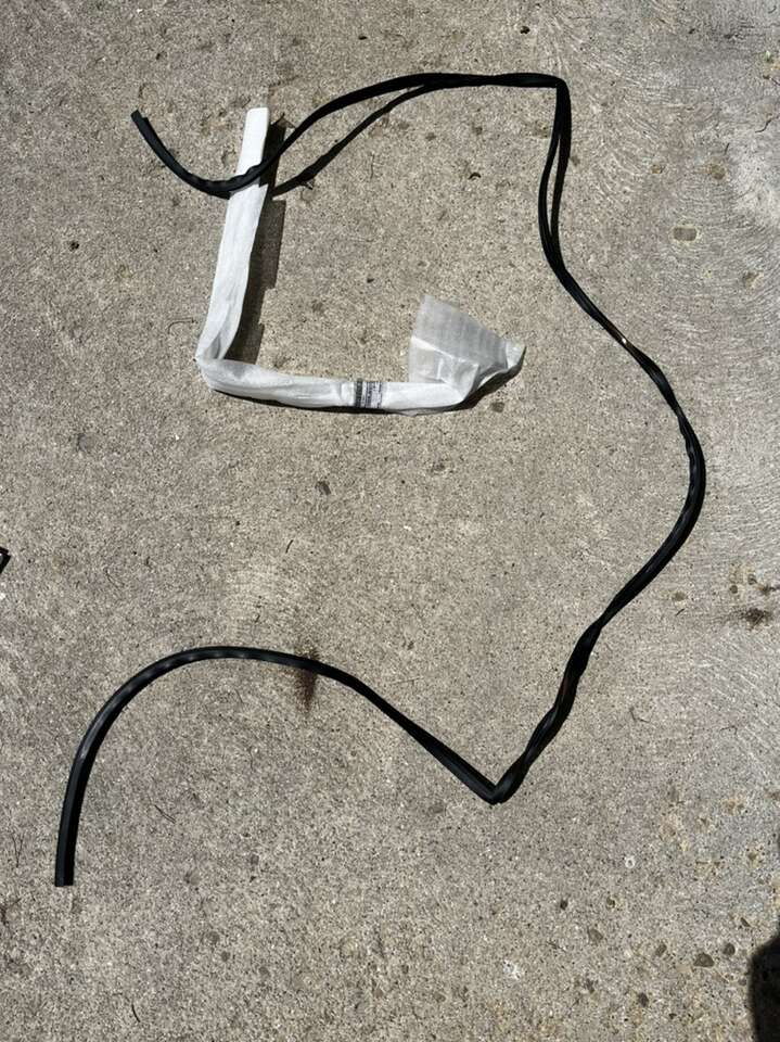 Subaru Front Windshield Molding