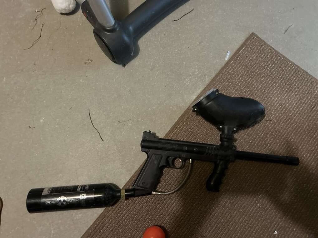 Tippmann Model 98 Paintball Gun
